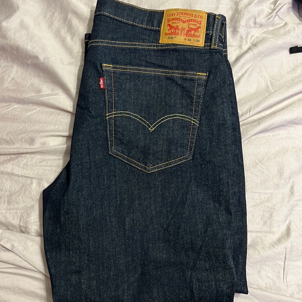 Levi jeans 541